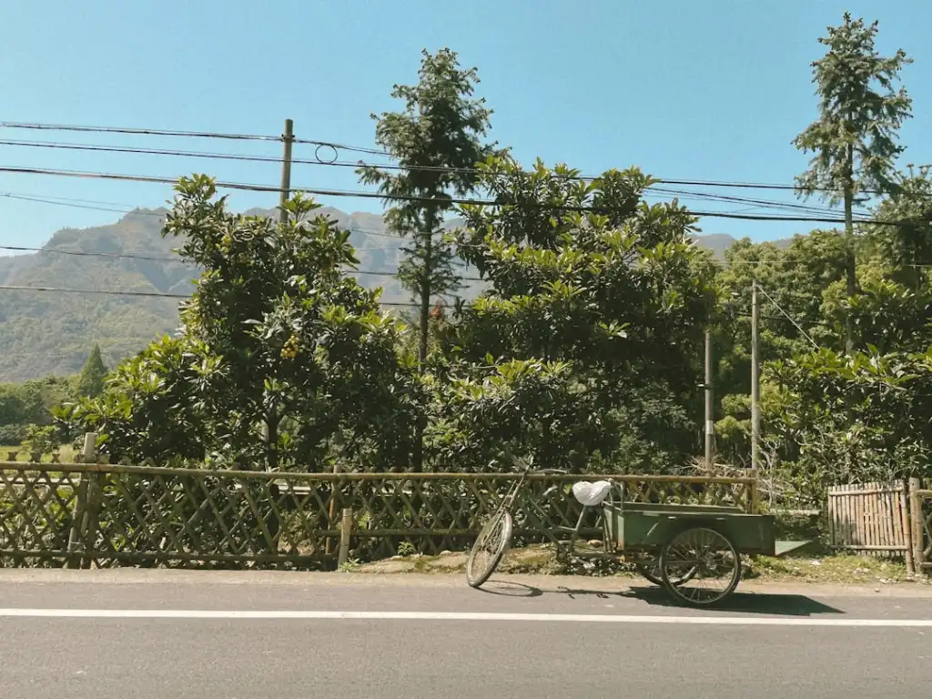 工业热电偶与热电阻选型对比：精度、量程与适用场景分析