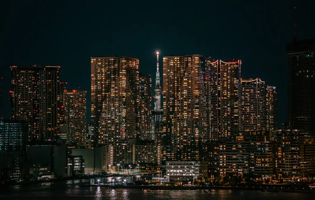 工业热电偶与热电阻选型对比：温度仪表测量精度与适用场景解析