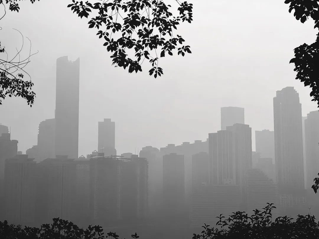 上海奥亿格压力表产品在生产线温度监测中的应用